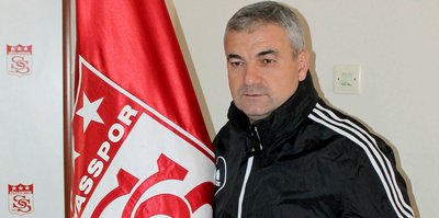 Sivasspor Rıza Çalımbay'ı resmen açıkladı