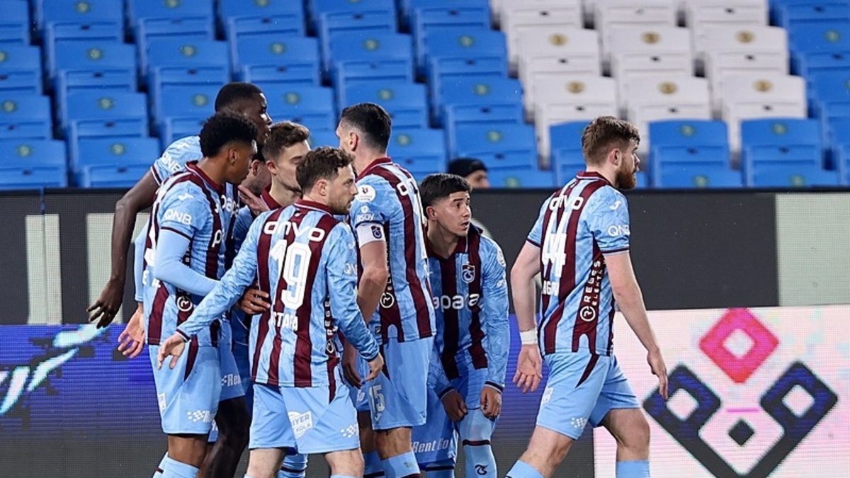 Trabzonspor sahasında Mısırlı.com.tr Fatih Karagümrük'ü yendi!