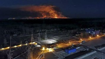 Çernobil'deki yangın söndürülemedi