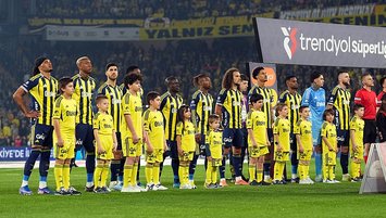 F.Bahçe'de kırmızı alarm! 8 oyuncu...