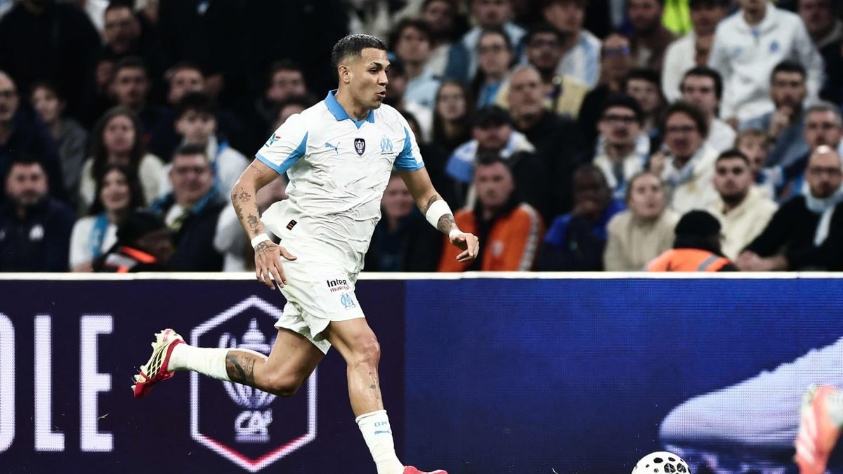 Beşiktaş savunmasını Facundo Medina'yla güçlendirmek istiyor!