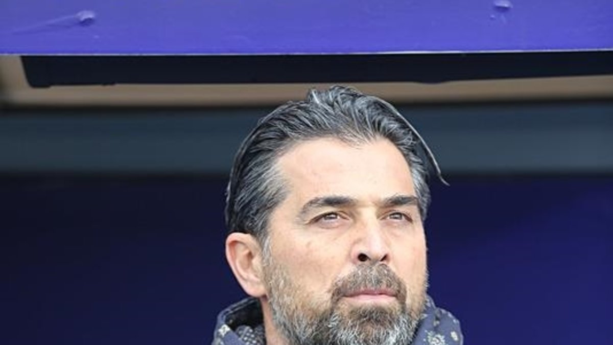Çaykur Rizespor teknik direktörü İlhan Palut: Fenerbahçe'nin analizi kolay değil Çaykur Rizespor teknik direktörü İlhan Palut: Fenerbahçe'nin analizi kolay değil