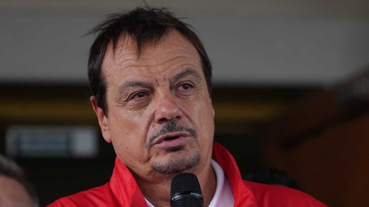 Ergin Ataman'ın annesi Gülten Ataman vefat etti