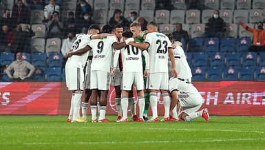 Beşiktaş - Sporting Lizbon maçı şifresiz mi? Beşiktaş Sporting maçı CBC Sport nasıl izlenir? CBC Sport frekans bilgileri ne?