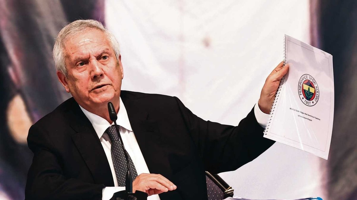 Fenerbahçe eski başkanı Aziz Yıldırım'dan Sadettin Saran'a cevap! Fenerbahçe eski başkanı Aziz Yıldırım'dan Sadettin Saran'a cevap!
