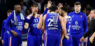 Anadolu Efes, İspanya deplasmanında