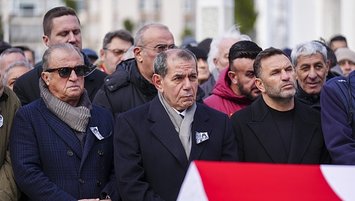 Özdenak'a törenle veda