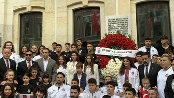 Beşiktaş Ata'nın evinde buluştu