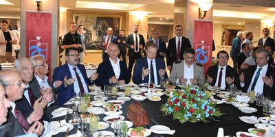 Trabzonspor camiası iftarda buluştu