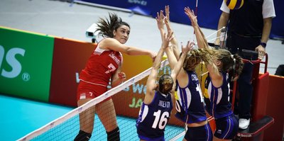Kadınlar Dünya Voleybol Şampiyonası: Türkiye 0-3 İtalya