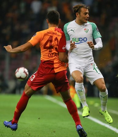 Eren Derdiyok’tan ilginç gol sevinci!