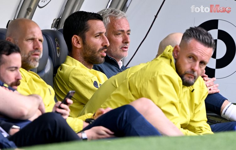 Jose Mourinho'nun ekibi neden değişti? İşte öne çıkan 2 Türk teknik direktör...
