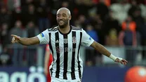 Redmond için baskılar artıyor