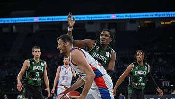 Anadolu Efes'te Ante Zizic gitti