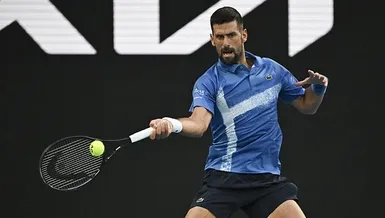 Djokovic turladı