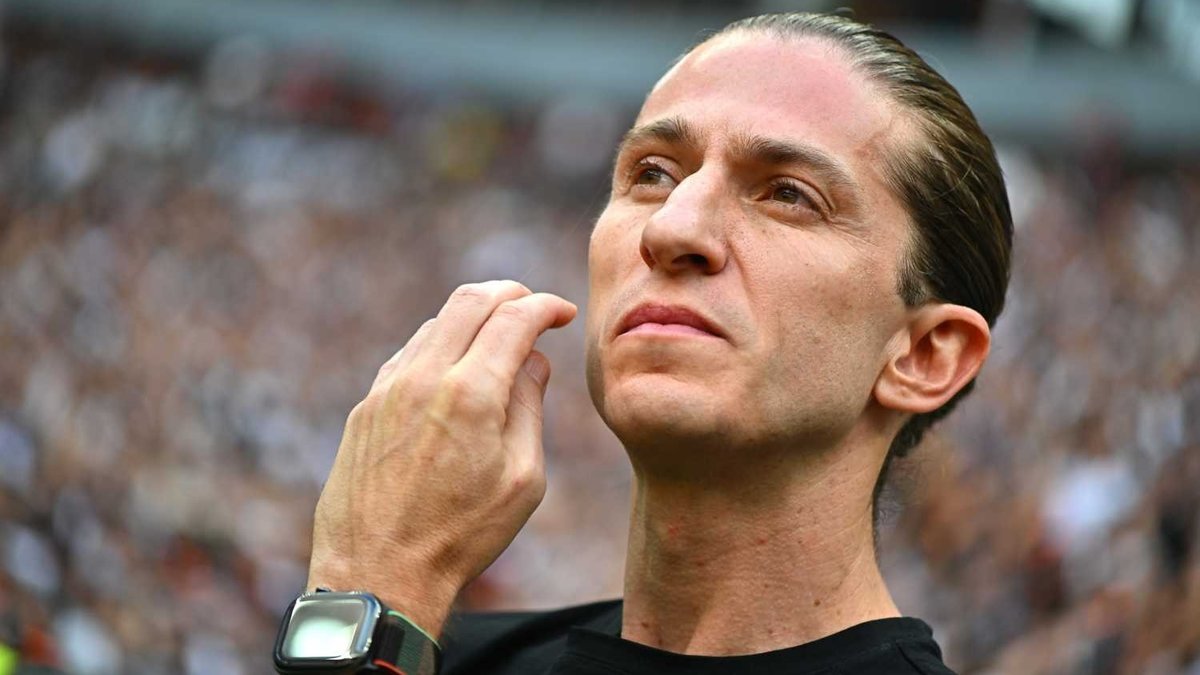Filipe Luis ya da Xabi Alonso