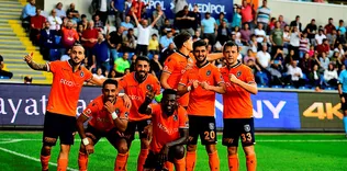 Lider Başakşehir Malatya’ya hazır