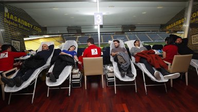 Fenerbahçe'nin kan bağışı çağrısına yoğun katılım oldu