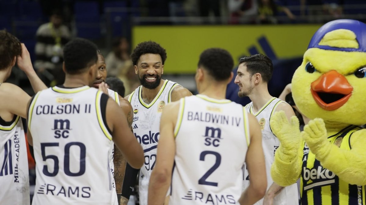 Fenerbahçe Beko normal sezonu galibiyetle kapattı!