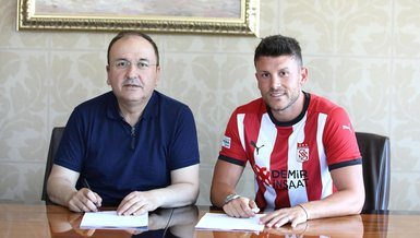 Son dakika transfer ve spor haberi: Sefa Yılmaz Sivasspor'da! İşte sözleşme detayları