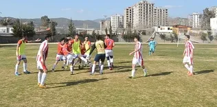 Amatör maçta olay