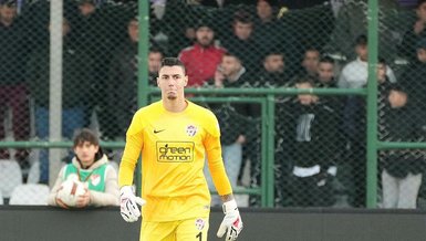 Berke Özer’den geçit yok