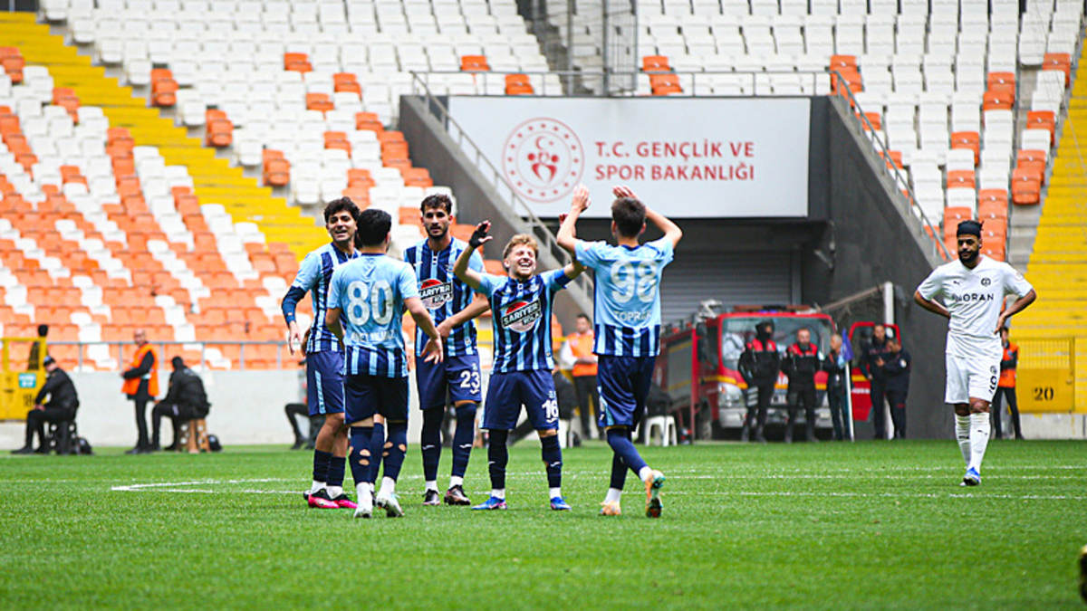 Adana Demirspor ilk galibiyetini aldı!
