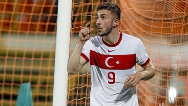 Son dakika spor haberleri: Türkiye Azerbaycan maçında Halil Dervişoğlu milli formayla ilk golünü attı!