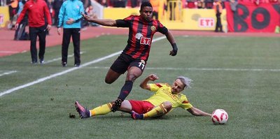 Burak Solakel Adana Demir’de