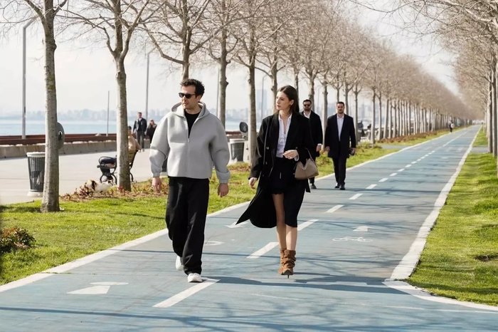 guller-ve-gunahlar-yeni-bolum-izle-kanal-d-guller-ve-gunahlar-25-bolum-1776498711702.jpeg Güller ve Günahlar yeni bölüm izle