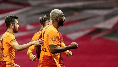 Galatasaray'ın Hollandalı futbolcusu Ryan Babel ligdeki ilk golünü attı
