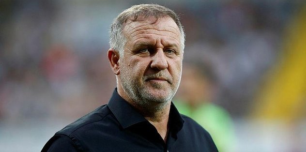 Mesut Bakkal: "Biz niye oyuncuları tanrılaştırıyoruz ki"