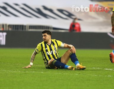 Son dakika Fenerbahçe haberi: Erol Bulut’un Ozan Tufan kararı sonrası taraftar ayağa kalktı