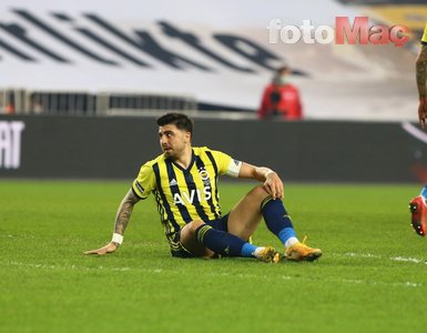 Son dakika Fenerbahçe haberi: Erol Bulut'un Ozan Tufan kararı sonrası taraftar ayağa kalktı