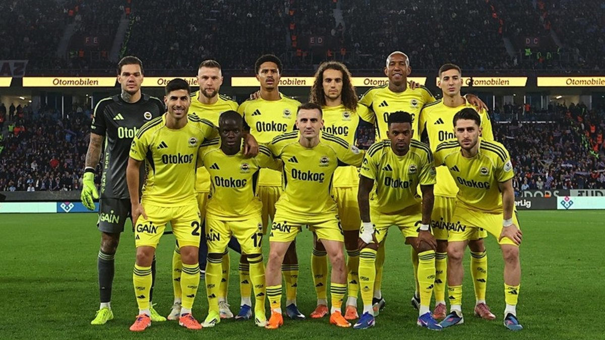 Fenerbahçe'de o isimlere İtalya ve İngiltere'den transfer teklifi!