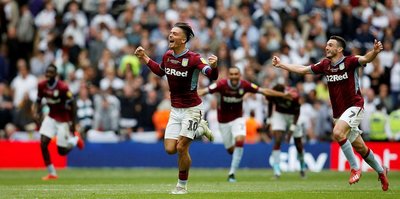 Aston Villa Premier Lig'de!