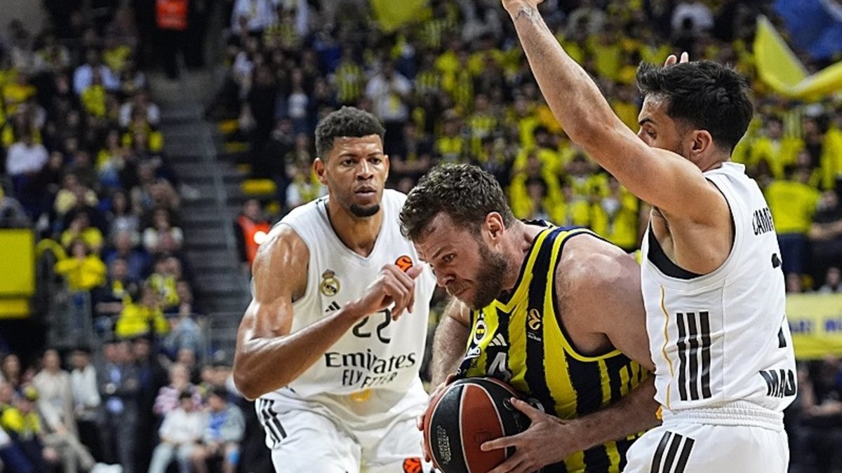 Fenerbahçe Beko, sahasında Real Madrid'e kaybetti. Üst üste 5. mağlubiyet