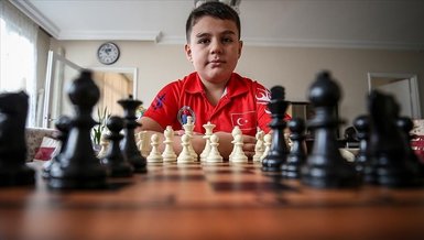 Turkish prodigy on way to becoming youngest chess grandmaster