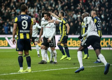 Gökhan Gönül Fenerbahçe’ye attığı gole sevinmedi!