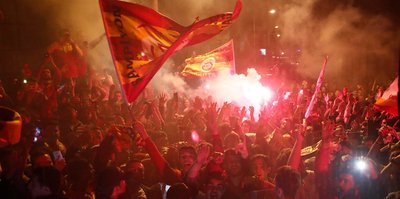 Galatasaray, şampiyon gibi karşılandı