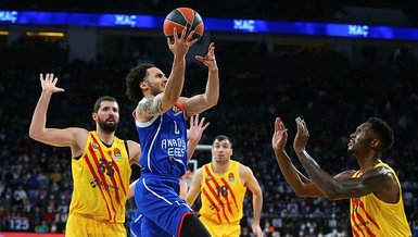 son dakika spor haberi anadolu efes ten thy euroleague deki barcelona maci hakemlerine sert elestiri fotomac