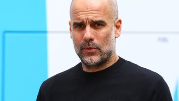 İngiltere'de sezonun en iyisi Guardiola