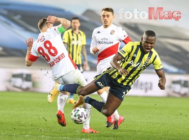Son dakika spor haberi: Fenerbahçe-Antalyaspor maçında Erol Bulut çılgına döndü! İşte kare kare o anlar...