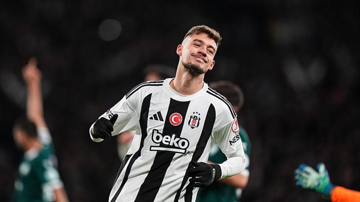 Beşiktaş'ın golü ofsayta takıldı! İşte o pozisyon Beşiktaş'ın golü ofsayta takıldı! İşte o pozisyon