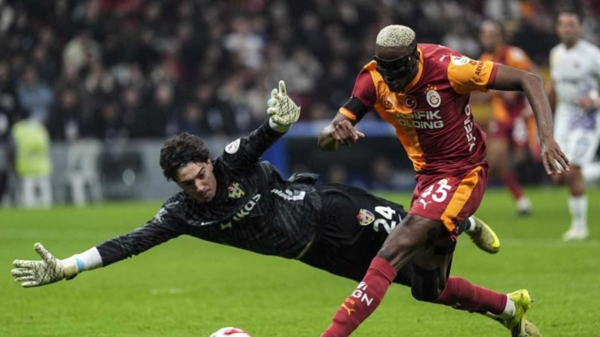 Galatasaray'da kalede sıcak gelişme! Jankat Yılmaz...