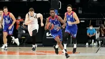 Efes Zenit virajında