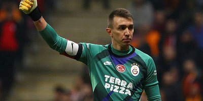 Fernando Muslera'nın hedefi Fenerbahçe'nin rekorunu kırmak!