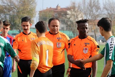 Türkiye’nin ilk Ganalı hakeminin hedefi Süper Lig