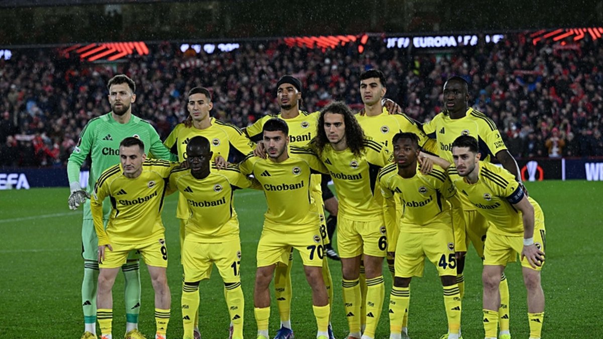 Fenerbahçe'de o isim için flaş karar! Sözleşmesi uzatılacak