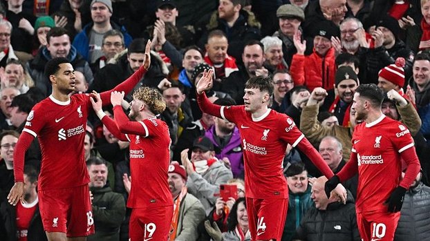 Liverpool 4-1 Luton Town (MAÇ SONUCU ÖZET)